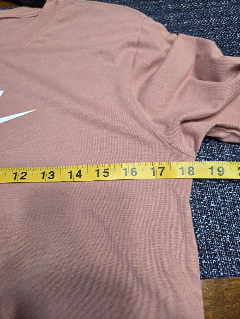 Nike Girls Pink Long Sleeve Logo Tee Loose Fit Size Large Cotton
